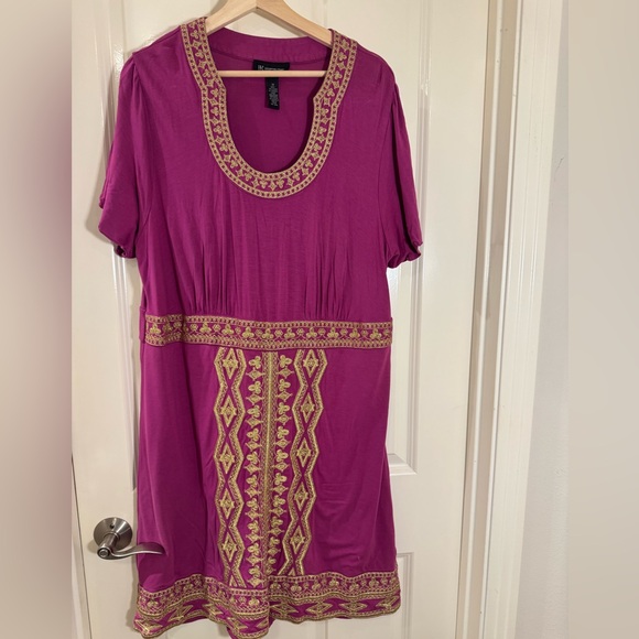 INC International Concepts Cotton Magenta dress with Gold Embroidery size 1x - Picture 2 of 6